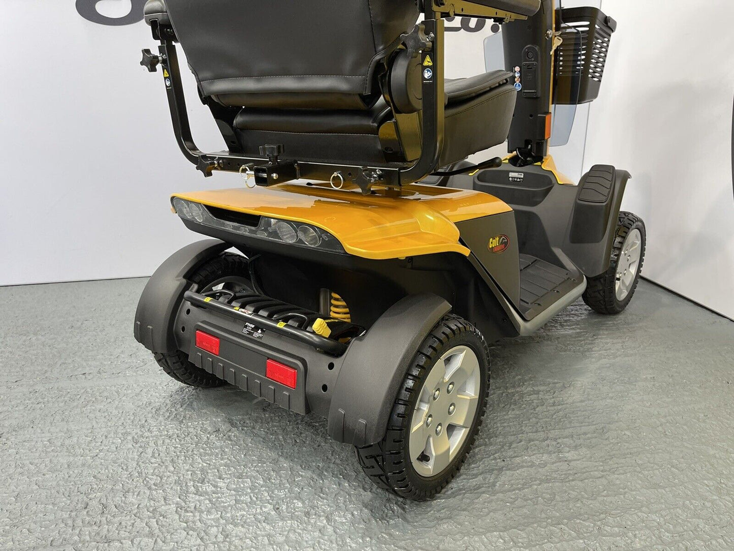 Pride Colt Executive